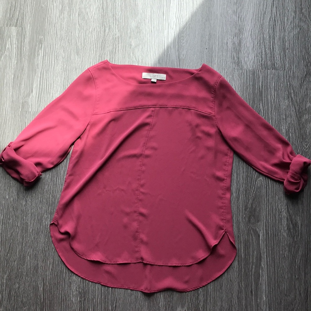 ✨3/$10✨ LOFT 3/4 length blouse